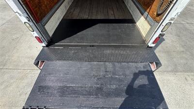 2011 HINO BOX TRUCK   - Photo 18 - San Jacinto, CA 92583