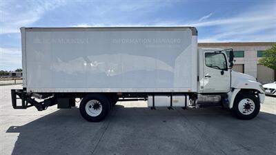 2011 HINO BOX TRUCK   - Photo 20 - San Jacinto, CA 92583