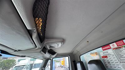 2019 International DuraStar 4300 26FT BOX TRUCK  HIDRAULIC BRAKES - Photo 4 - San Jacinto, CA 92583