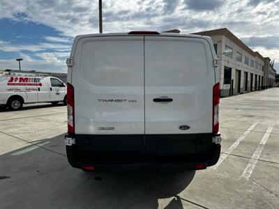 2017 Ford Transit 250 Van Low Roof w/Sliding Side Door w/LWB Van 3D   - Photo 11 - San Jacinto, CA 92583