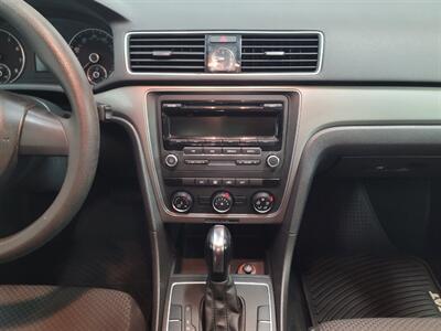 2014 Volkswagen Passat S   - Photo 9 - West Chester, PA 19382