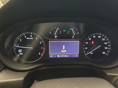2019 Buick Regal Essence TourX - Photo 9 - West Chester, PA 19382