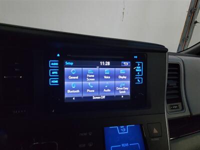 2015 Toyota Sienna XLE 8-Passenger - Photo 22 - West Chester, PA 19382