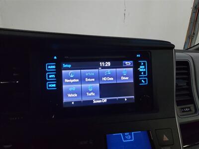 2015 Toyota Sienna XLE 8-Passenger - Photo 23 - West Chester, PA 19382