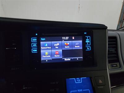 2015 Toyota Sienna XLE 8-Passenger - Photo 20 - West Chester, PA 19382