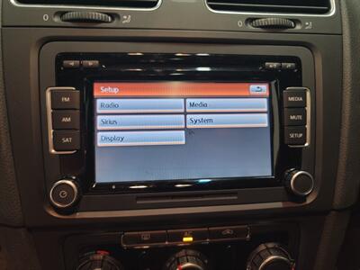 2011 Volkswagen GTI Base PZEV   - Photo 12 - West Chester, PA 19382