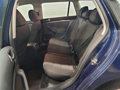 2011 Volkswagen Jetta SportWagen S PZEV   - Photo 5 - West Chester, PA 19382