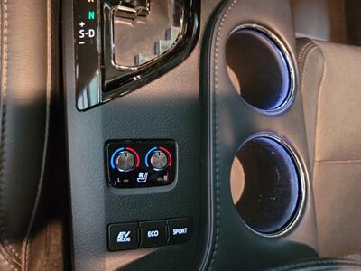 2013 Toyota Avalon Hybrid XLE Premium   - Photo 24 - West Chester, PA 19382