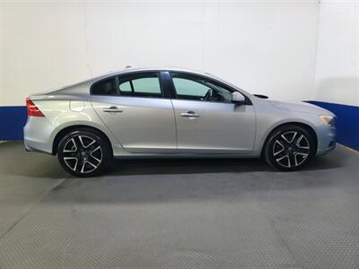 2017 Volvo S60 T5 Dynamic   - Photo 34 - West Chester, PA 19382