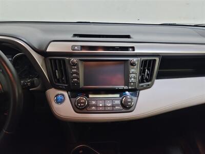 2016 Toyota RAV4 XLE Hybrid Hybrid - Photo 11 - West Chester, PA 19382