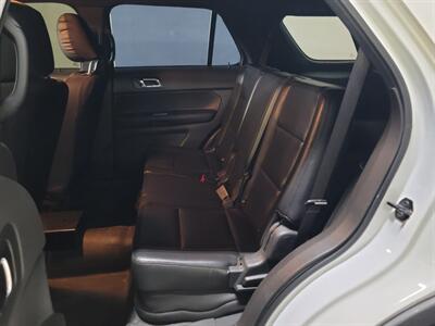 2014 Ford Explorer Police Interceptor Utility   - Photo 6 - West Chester, PA 19382