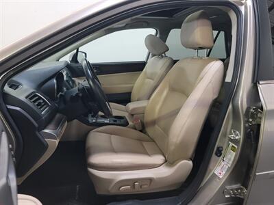 2016 Subaru Outback 2.5i Limited   - Photo 5 - West Chester, PA 19382