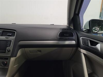 2017 Volkswagen Golf SportWagen  TSI SE - Photo 25 - West Chester, PA 19382