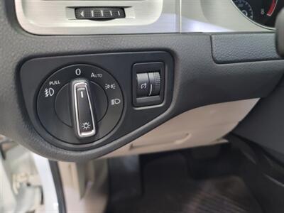 2017 Volkswagen Golf SportWagen  TSI SE - Photo 12 - West Chester, PA 19382