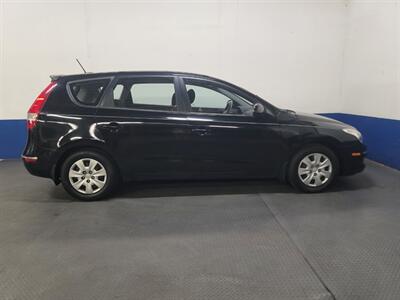 2010 Hyundai Elantra GLS  Touring - Photo 21 - West Chester, PA 19382