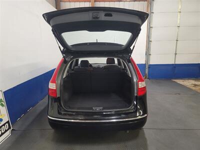 2010 Hyundai Elantra GLS  Touring - Photo 18 - West Chester, PA 19382