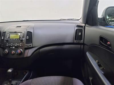 2010 Hyundai Elantra GLS  Touring - Photo 10 - West Chester, PA 19382
