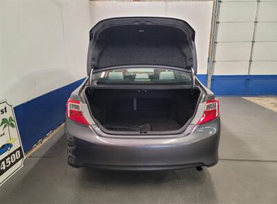 2012 Toyota Camry LE   - Photo 19 - West Chester, PA 19382