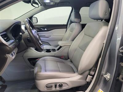 2020 GMC Acadia SLT - Photo 7 - West Chester, PA 19382