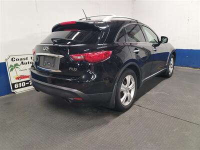 2011 INFINITI FX35   - Photo 30 - West Chester, PA 19382