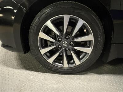 2016 Nissan Altima 2.5  SV - Photo 15 - West Chester, PA 19382