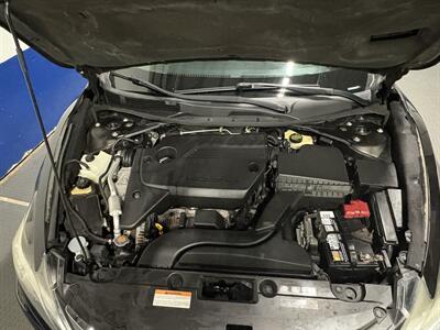 2016 Nissan Altima 2.5  SV - Photo 10 - West Chester, PA 19382