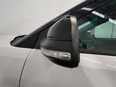 2013 Ford Explorer XLT   - Photo 4 - West Chester, PA 19382