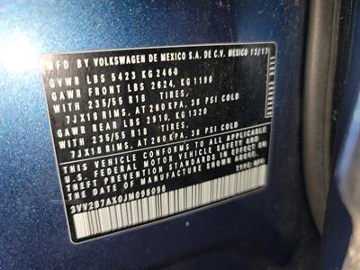 2018 Volkswagen Tiguan 2.0T SEL 4Motion - Photo 28 - West Chester, PA 19382