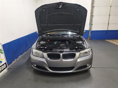 2011 BMW 328i xDrive   - Photo 21 - West Chester, PA 19382