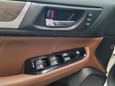 2019 Subaru Outback 3.6R Touring - Photo 5 - West Chester, PA 19382