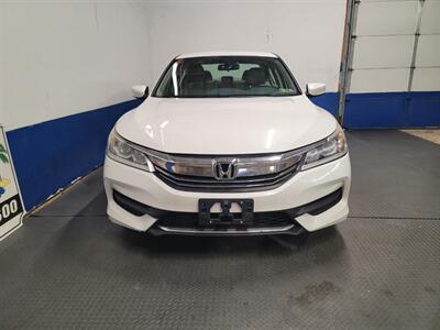 2017 Honda Accord LX   - Photo 35 - West Chester, PA 19382