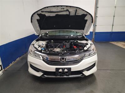 2017 Honda Accord LX   - Photo 24 - West Chester, PA 19382