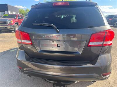 2018 Dodge Journey SXT   - Photo 2 - Tucson, AZ 85710