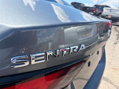 2022 Nissan Sentra SV   - Photo 3 - Tucson, AZ 85710
