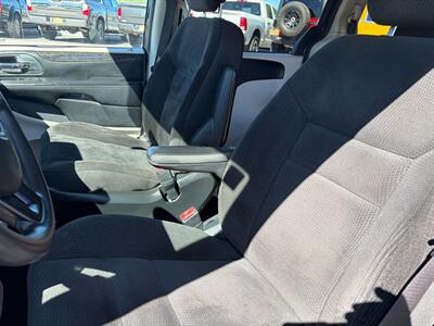2017 Dodge Grand Caravan SE   - Photo 12 - Tucson, AZ 85710