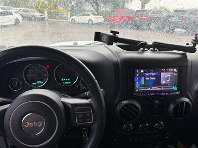 2015 Jeep Wrangler Unlimited Sport   - Photo 9 - Tucson, AZ 85710