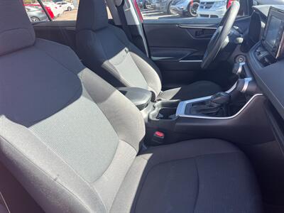 2021 Toyota RAV4 LE   - Photo 6 - Tucson, AZ 85710
