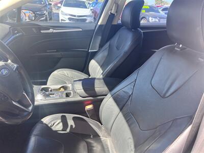 2017 Ford Fusion Titanium   - Photo 6 - Tucson, AZ 85711