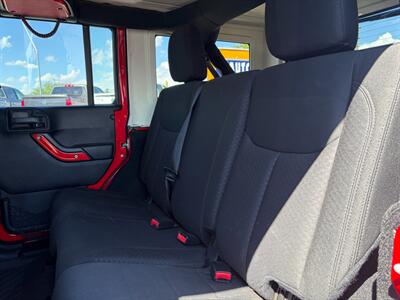 2016 Jeep Wrangler Unlimited Sport   - Photo 10 - Tucson, AZ 85710