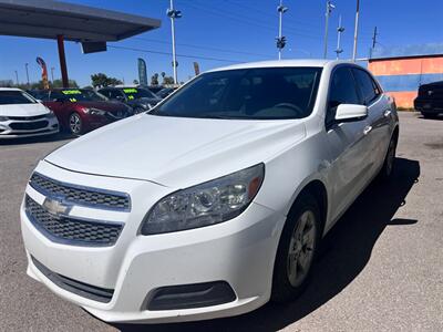 2013 Chevrolet Malibu LT   - Photo 4 - Tucson, AZ 85711