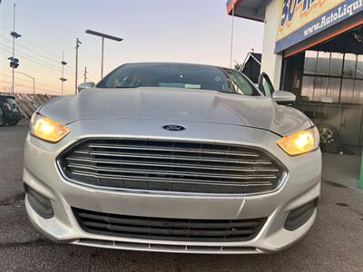 2016 Ford Fusion S   - Photo 6 - Tucson, AZ 85711