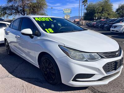 2018 Chevrolet Cruze LS Auto   - Photo 4 - Tucson, AZ 85710