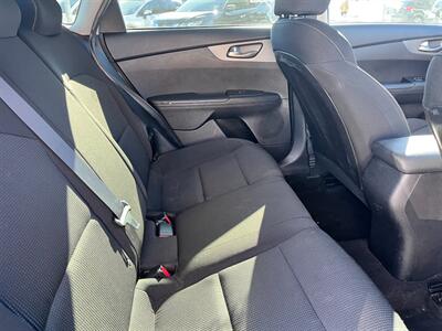 2021 Kia Forte FE   - Photo 11 - Tucson, AZ 85710