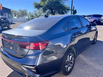 2021 Kia Forte FE   - Photo 5 - Tucson, AZ 85710