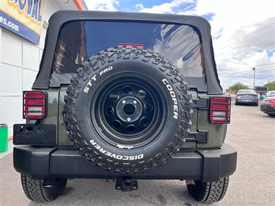 2015 Jeep Wrangler Unlimited Sport   - Photo 3 - Tucson, AZ 85711