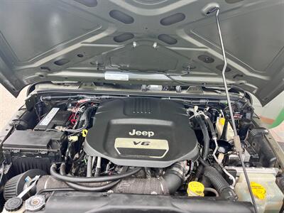 2015 Jeep Wrangler Unlimited Sport   - Photo 15 - Tucson, AZ 85711