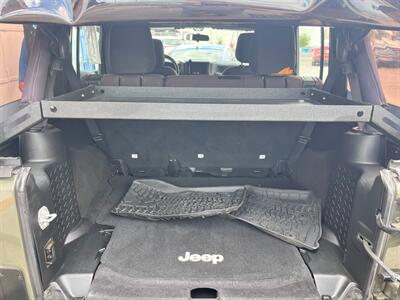 2015 Jeep Wrangler Unlimited Sport   - Photo 8 - Tucson, AZ 85711