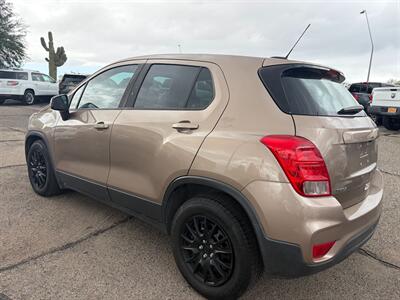 2018 Chevrolet Trax LS   - Photo 2 - Tucson, AZ 85710