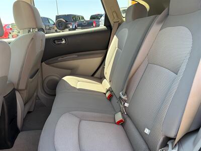 2010 Nissan Rogue S   - Photo 8 - Tucson, AZ 85710
