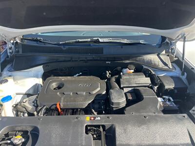 2019 Kia Sorento L   - Photo 8 - Tucson, AZ 85710